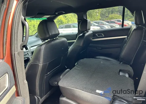 2016 Ford Explorer z USA, uszkodzony, nr VIN 1FM5K7D89GGC01210
